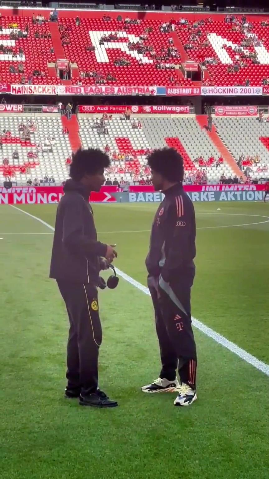 一模一樣的蓬蓬頭！一時分不清阿德耶米和格納布里了！