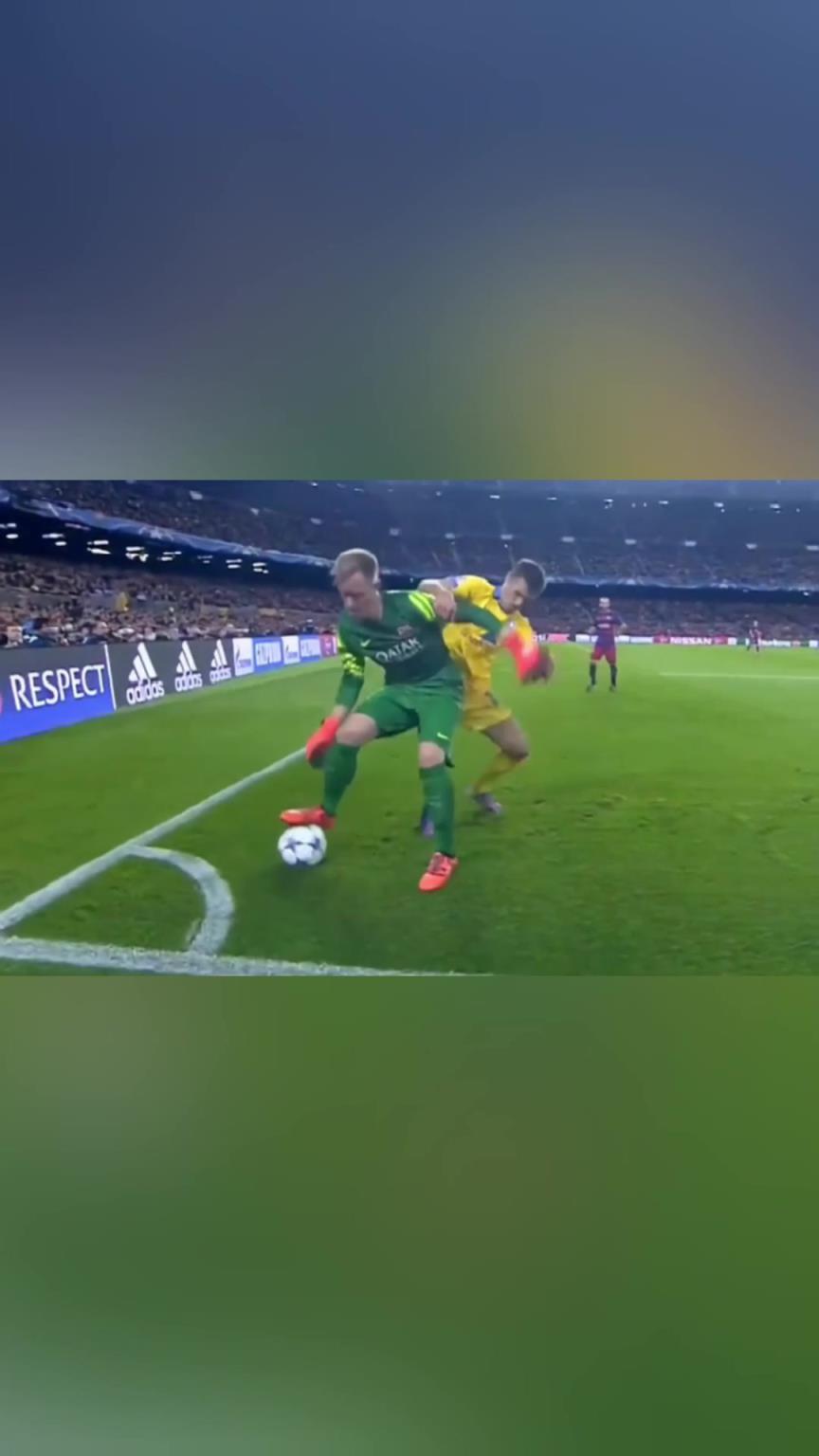 特爾施特根：老子的護(hù)球像亨利！誰來了也不好使！